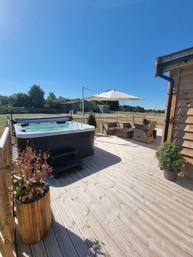 Immaculate 4-bed Private Luxury Near *